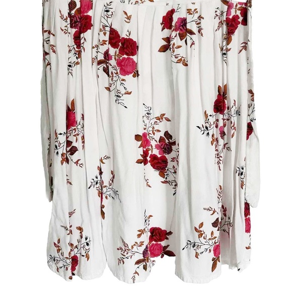 Lovely Floral Sundress White with Red Roses Cutout Neckline Tie Back Flowers Zip - Picture 4 of 13